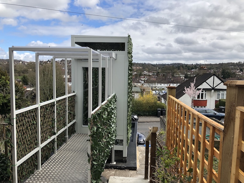 Outdoor Lift in South Croydon in Surrey